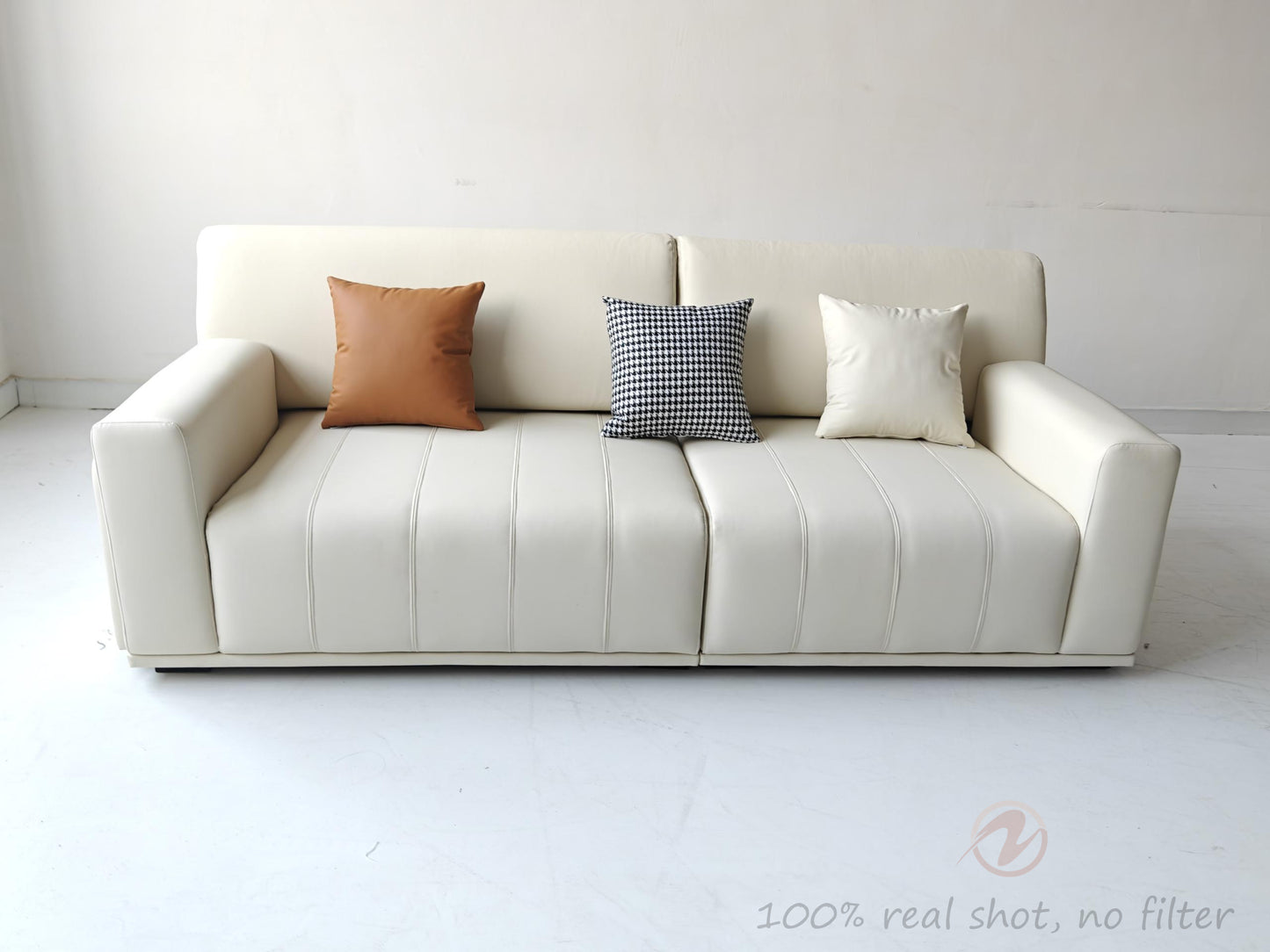 SKANDI Comfort 3-Seater Sofa in Beige Cat-Scratch-Resistant Fabric with Latex Cushioning – 240cm | 1047