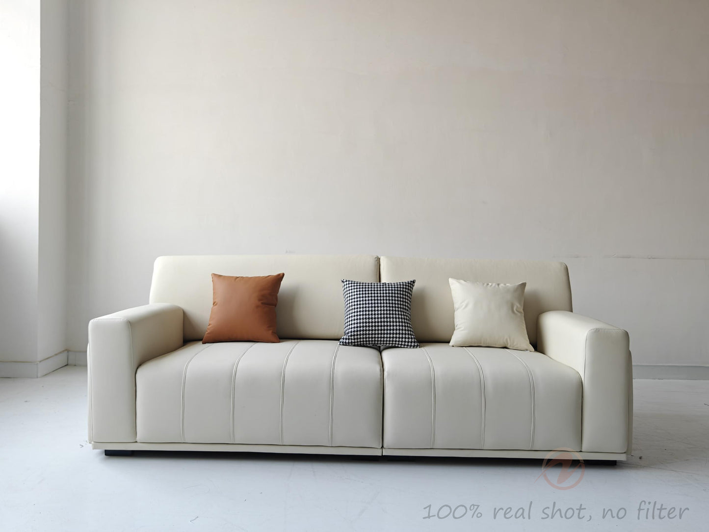 SKANDI Comfort 3-Seater Sofa in Beige Cat-Scratch-Resistant Fabric with Latex Cushioning – 240cm | 1047