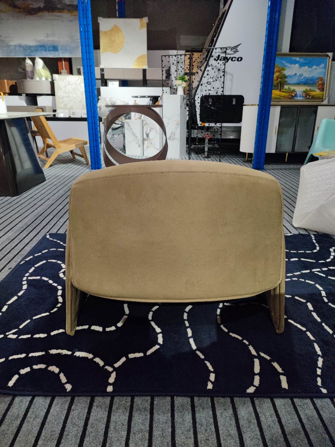 CRAB Designer Collection – Suede Velvet Crab-Shaped Lounge Chair (Single Seat)