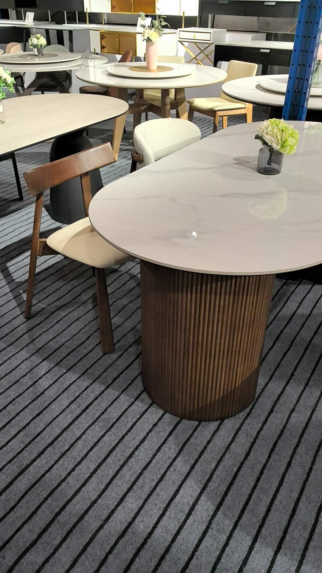 OSLO Oval Dining Table – White Sintered Stone Top & Walnut Solid Wood Base