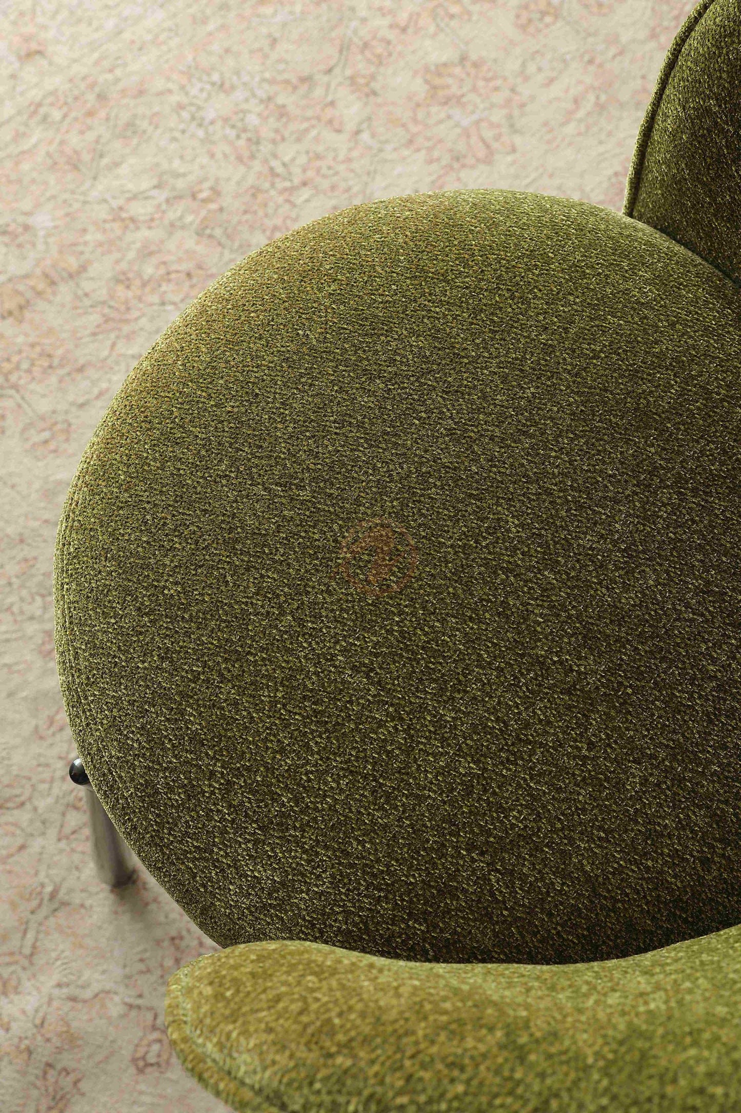 RUBIS Bouclé Semi-Enclosed Dining Chair – Available in Multiple Colours | 4120-RED