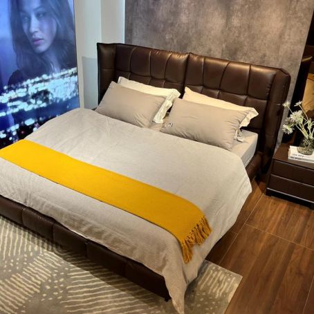 Foggle Luxurious Leather Bed Frame/Premium calf leather /Steel legs/ Queen/ King/