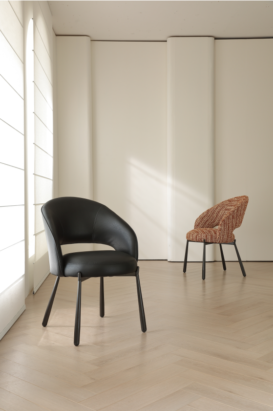 AIVIS Luxury Leather Curved Dining Chair – Black | Custom Colors | 4121