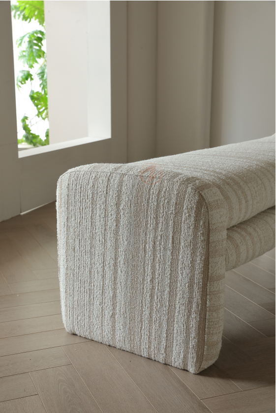 LUNÉA Luxury Woven Fabric Bench – Elegant Curved Upholstery | BB-4131
