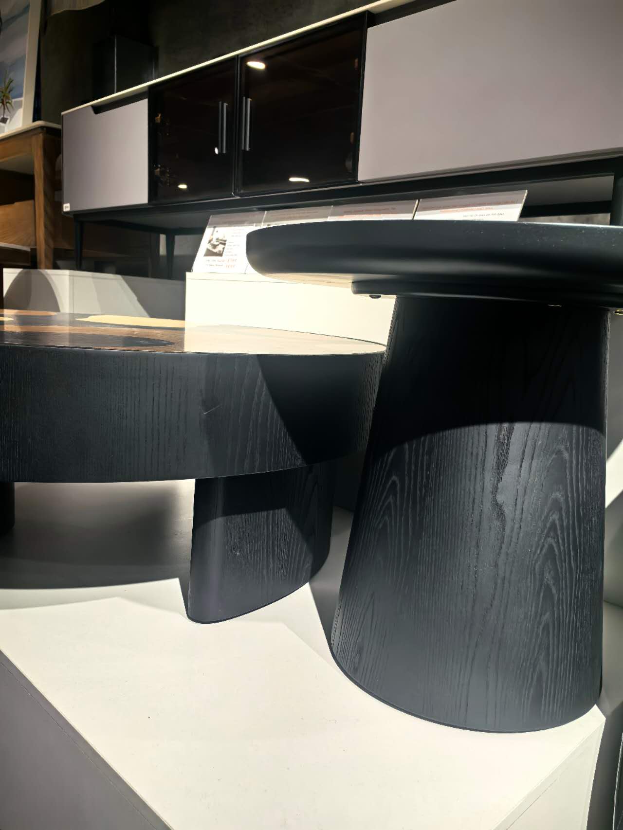 TRIOGRAIN Three-Tone Solid Wood Inlay Round Coffee Table & Side Table Set – 5070