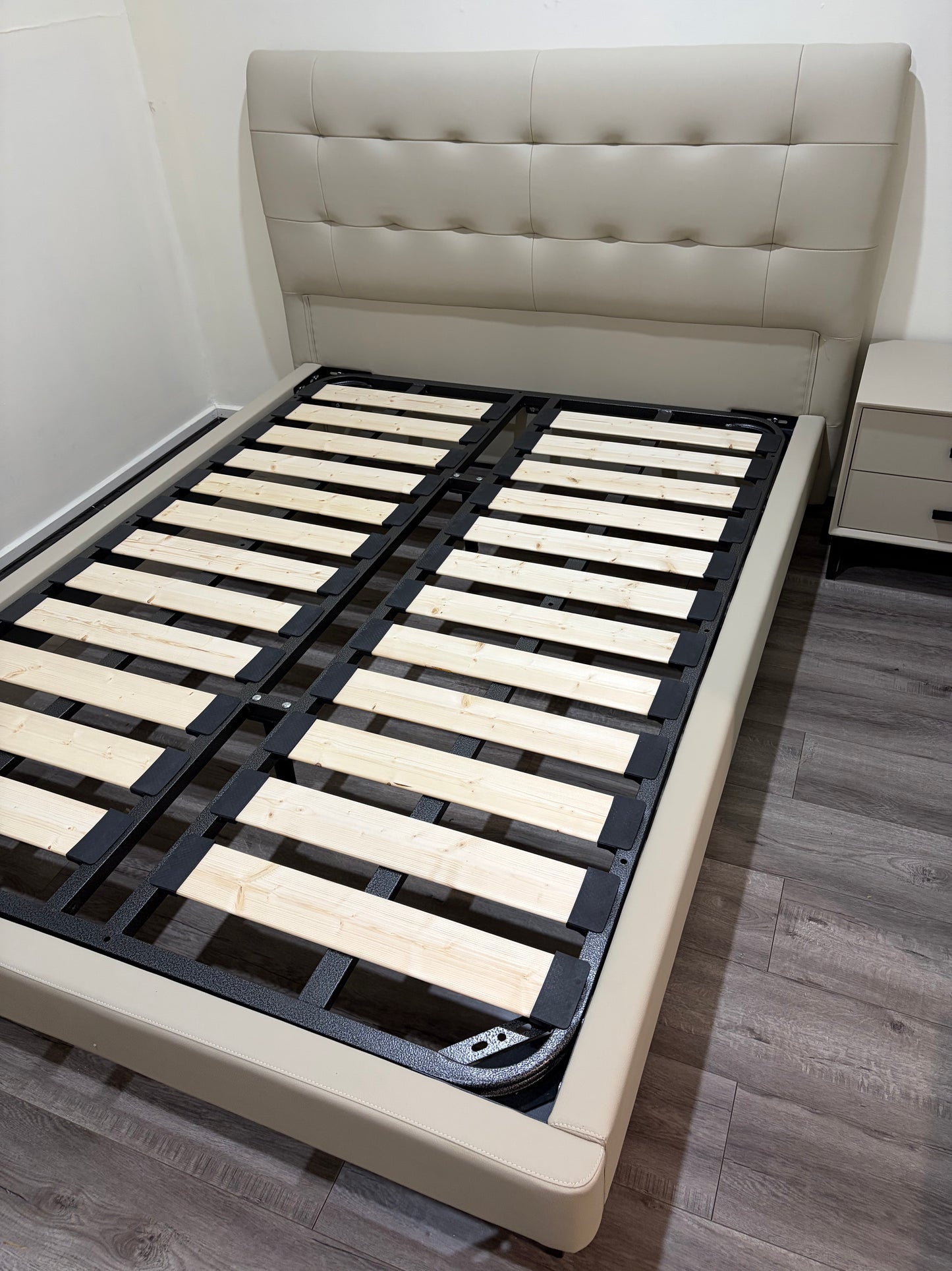 FREE 2 Bedside Tables】HAVANA Genuine Leather Tufted Bed Frame | Integrated Slatted Base | Model 1012